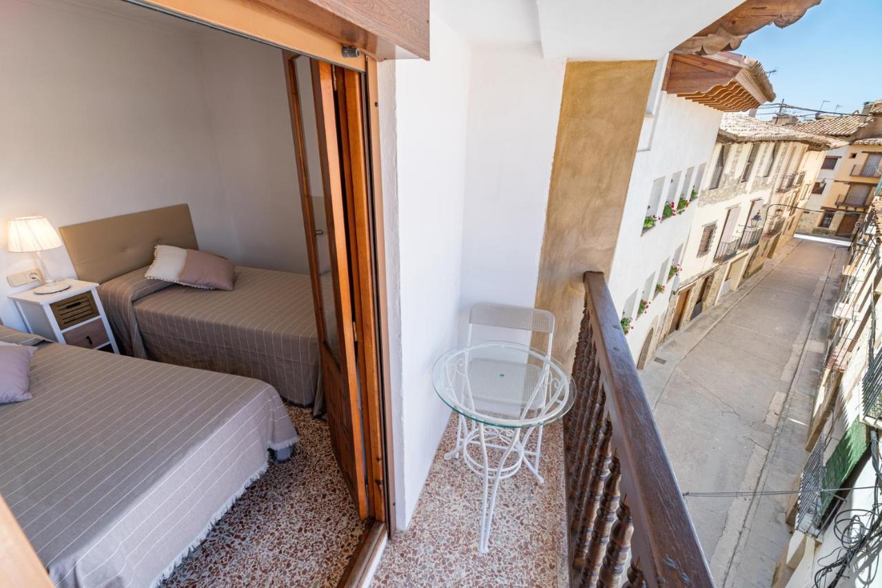La Casa Del Escudo Apartman Rubielos de Mora Kültér fotó